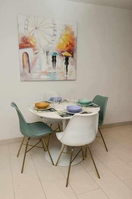 Sientete Como En Casa En Apartamento Padre Isla Apartment Leon Bagian luar foto